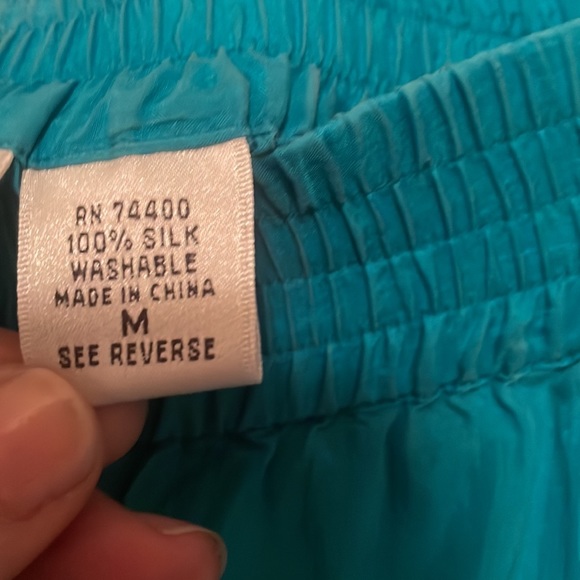 Restless Clothiers - Size M - 100% Washable Silk - 16 inch elastic waist - EUC - Picture 4 of 6